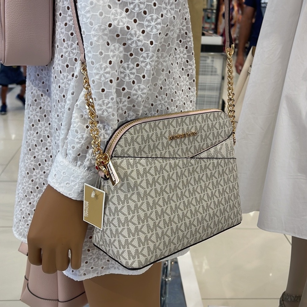 MICHAEL KORS Jet Set Medium Logo Dome Satchel Crossbody 
Powder Blush 
NWT - Picture 4 of 16